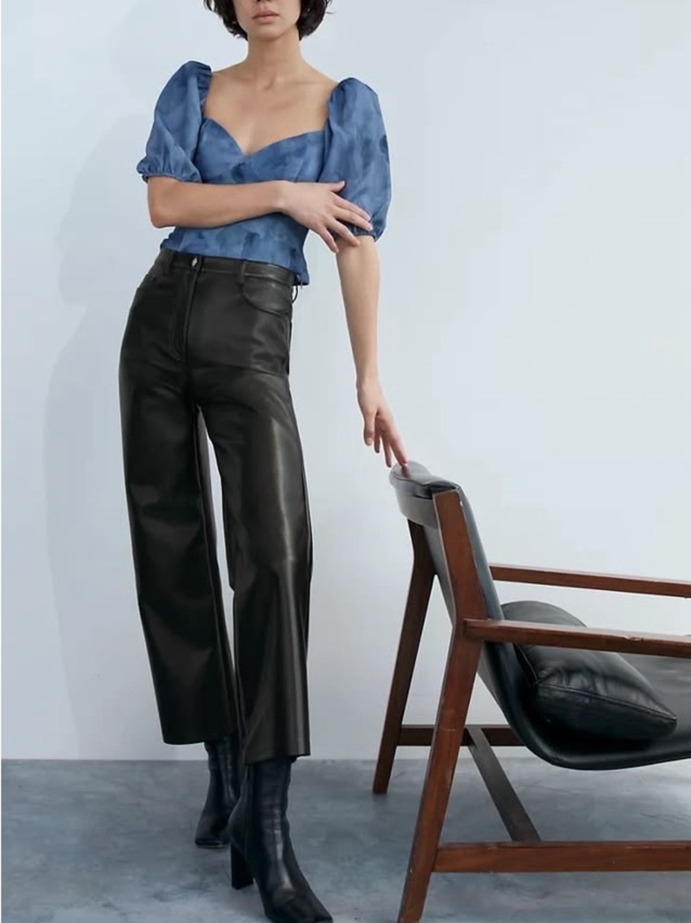 Aritzia Wilfred Black Faux Leather 'The Melina' Pants